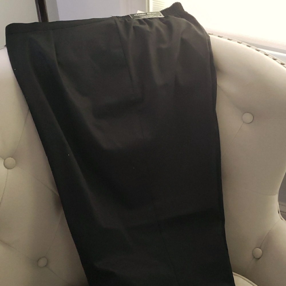 NWT Alfred Dunner Black Women's Pants